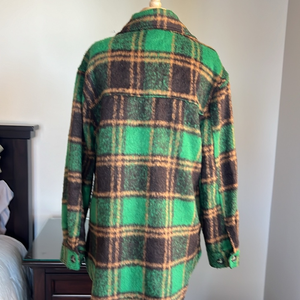 🍁 Rustic Green Over sized Shacket - Picture 6 of 9